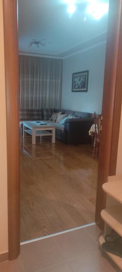 Apartman Tanya Lägenhet Podgorica Exteriör bild